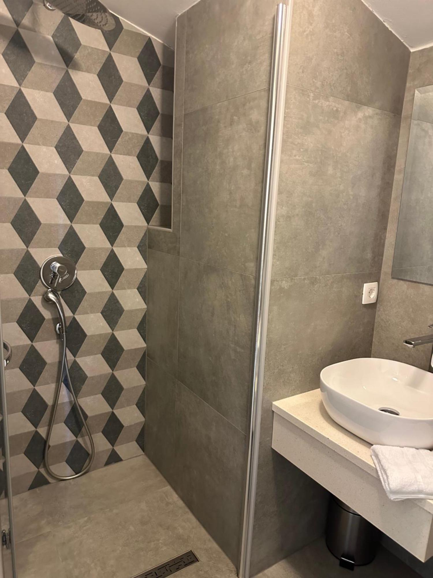 Apartment & Tisno Obrovac